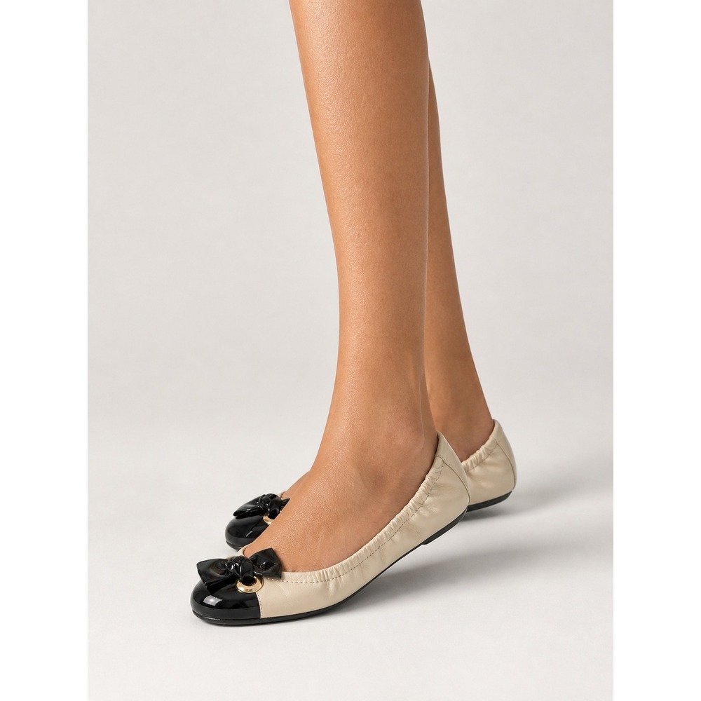 Stuart Weitzman Beige Leather Black Patent Cap Toe‎ Bow Ballet Flats 5